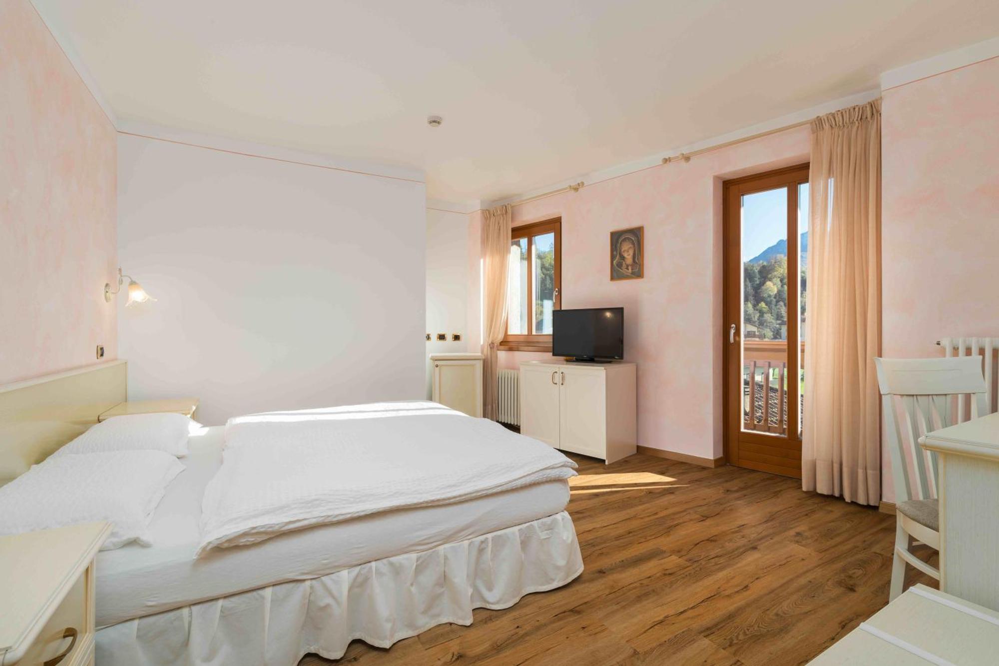 Hotel Opinione Dimora Storica San Lorenzo Dorsino Ngoại thất bức ảnh